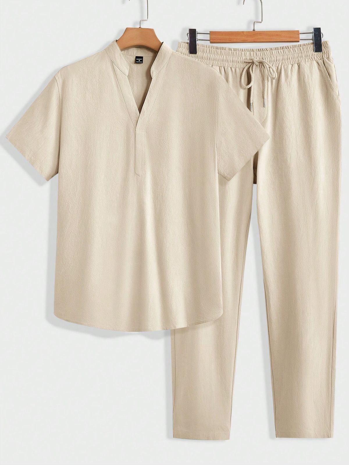 Conjunto beige relajado